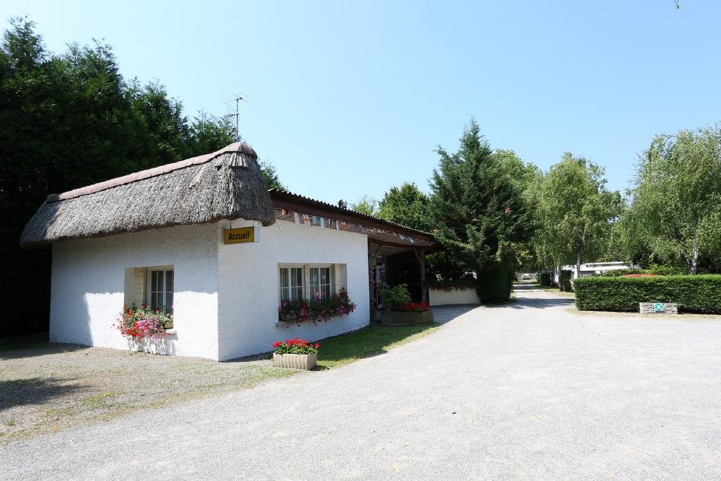 Camping La Chaumiere Hotel Heimsbrunn Exterior photo